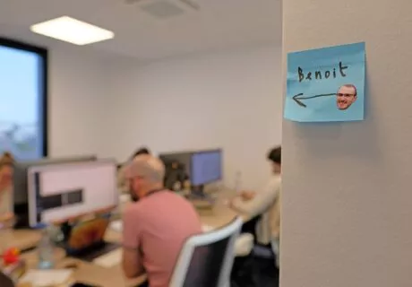 Une scène de vie quotidienne dans un des bureaux chez LunaWeb